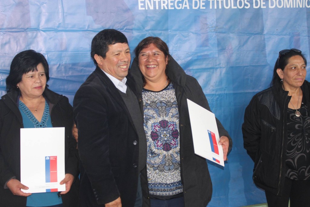 Entrega de títulos de domino en sector norte1